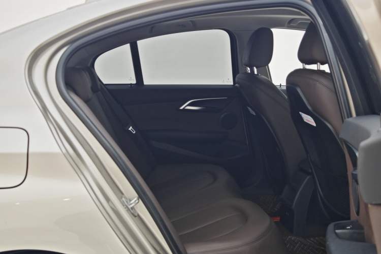 Used BMW 1 Series 2020 125i Leading Model M Sport Package
