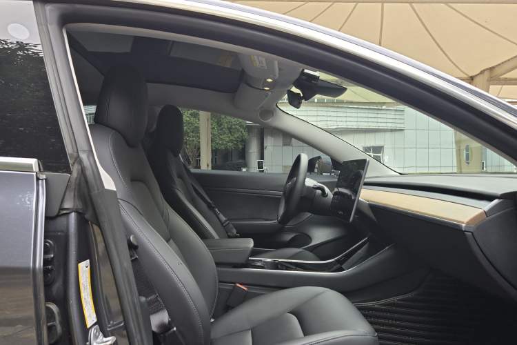 Used Tesla Model 3 2020 Revised Version Standard Range Rear-Wheel Drive – Upgraded Edition