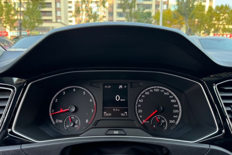 Used Volkswagen T-ROC 2018 280TSI DSG Four-Wheel Drive Comfort Version China V Standard