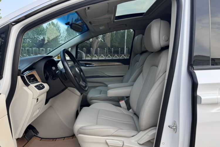 Used Buick GL8 2018 ES 28T Comfort Model China VI Standard
