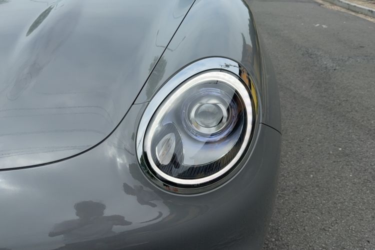 Used ORA Good Cat 2023 401 km Standard Range Premium Version Lithium Iron Phosphate
