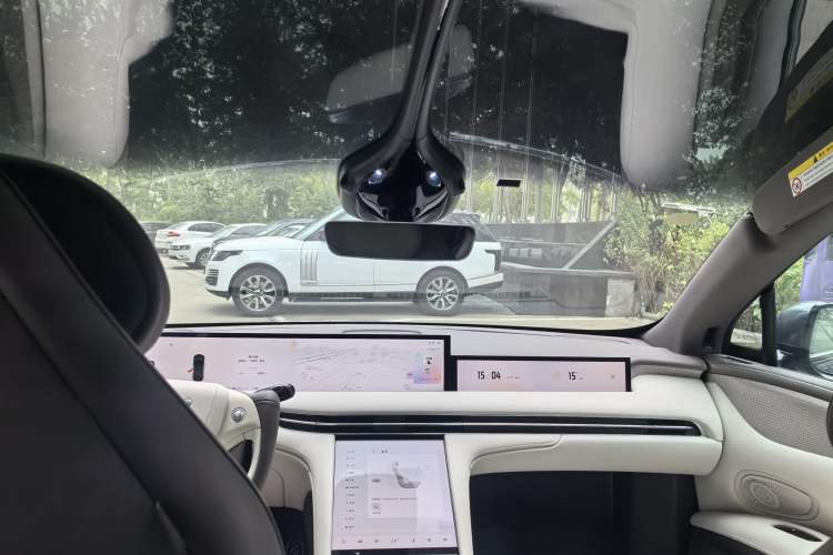 Used IM LS7 2023 90 kWh Elite Rear-Drive Version
