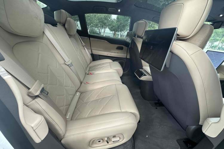 Used Nio ET7 2024 75 kWh Executive Signature Edition