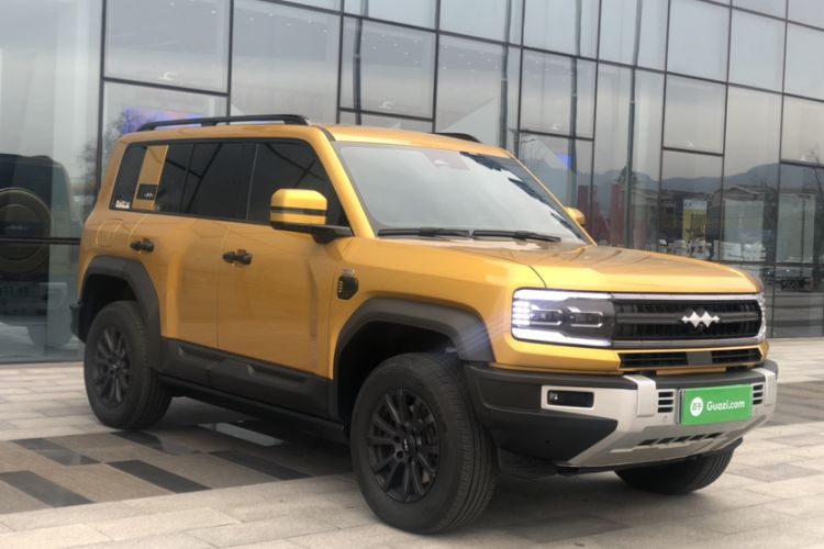 Used Formula Leopard Leopard 5 2023 Explore Edition