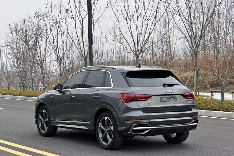 Used Audi Q3 2022 35 TFSI Fashion Dynamic Model
