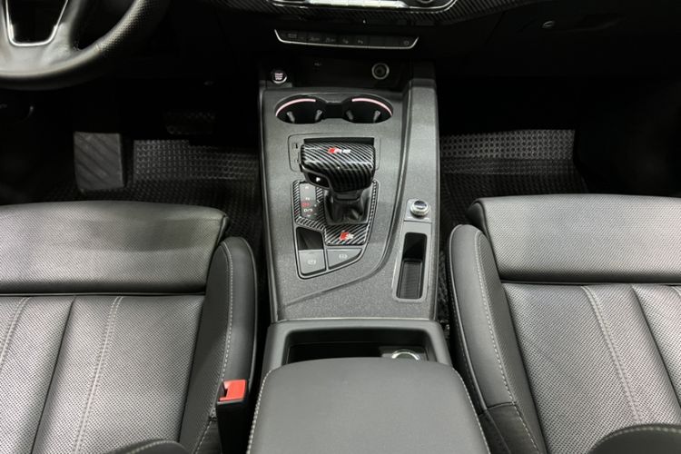 Used Audi A4L 2020 40 TFSI Luxury Dynamic Model