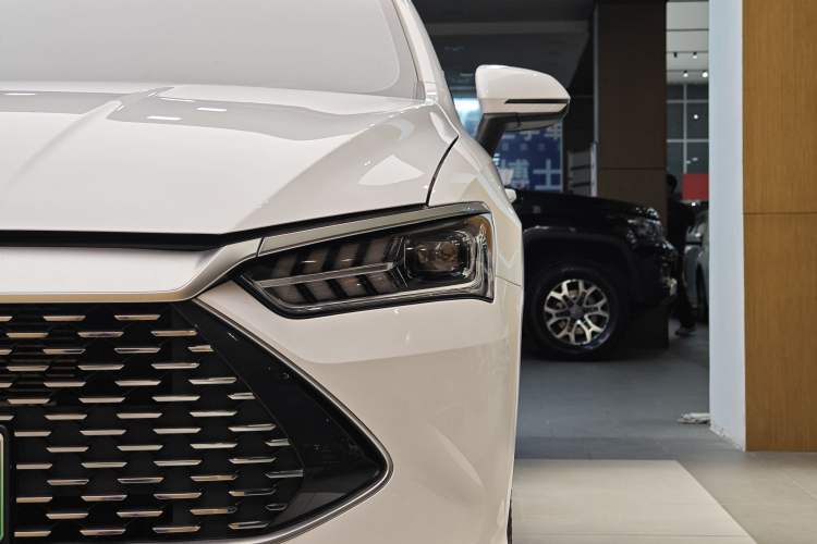 Used BYD Qin PLUS 2024 HONOR Edition DM-i 55KM Leading Model