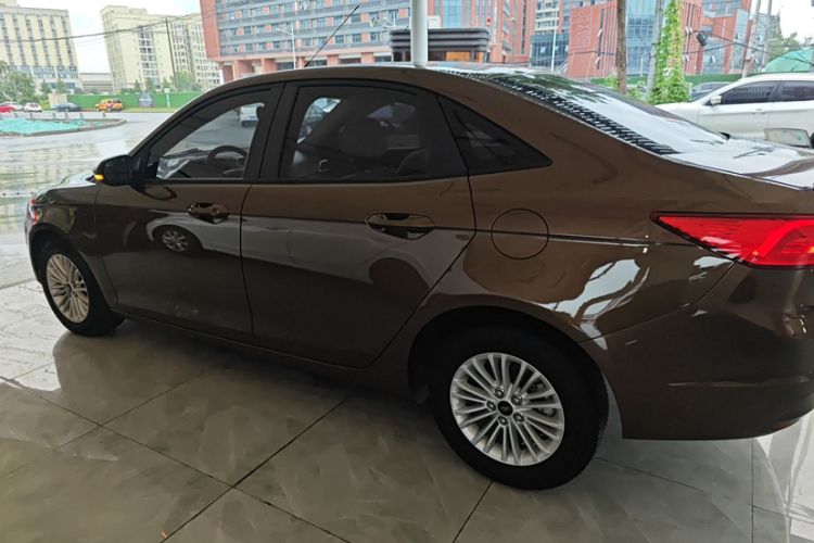 Used Ford Escort 2015 1.5L Automatic Comfort Edition