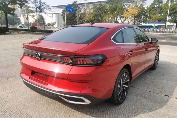 Used Volkswagen Lamando 2023 Lavida L 280TSI DSG Cool & Spicy Edition
