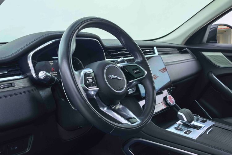 Used Jaguar F-PACE 2021 250 PS