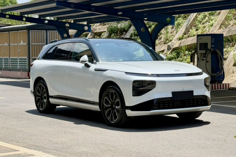 Used XPeng G9 2025 625 Long-Range Max Exterior 6