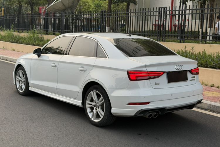 Used Audi A3 2020 Limousine 35 TFSI Fashion Edition China VI Emission Standard