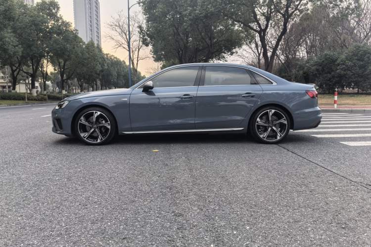 Used Audi A4L 2022 40 TFSI quattro RS Performance Package