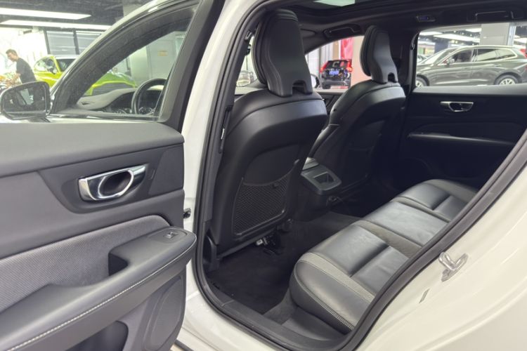 Used Volvo V60 2021 B5 Zhiyuan Sport Edition