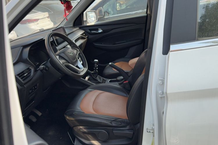 Used Wuling Hongguang S3 2018 1.5L Manual Comfort Model China V Standard