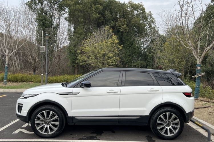 Used Land Rover Range Rover Evoque 2018 240 PS SE Smart Brilliance Edition