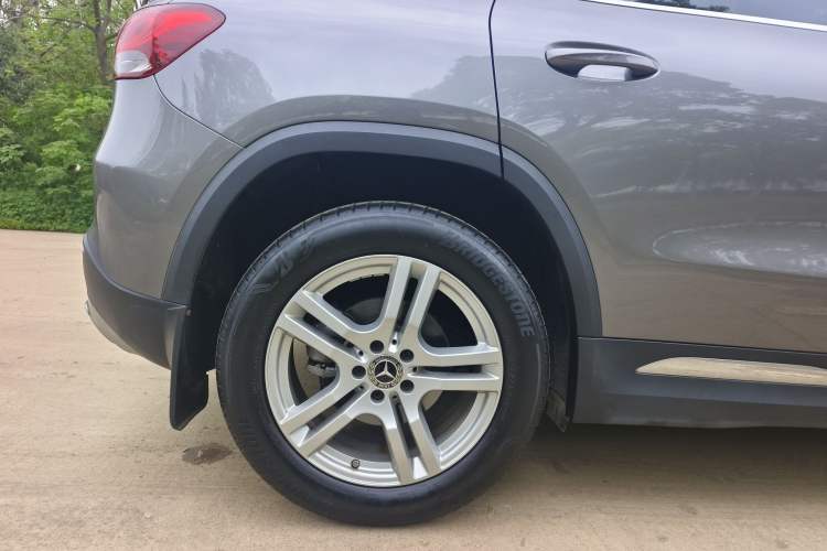 Used Mercedes-Benz GLA 2022 Second Facelift GLA 200 Exterior 11