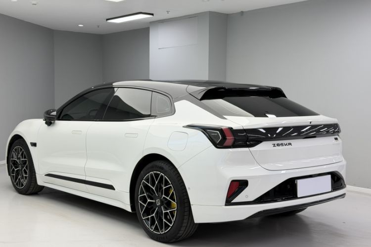 Used Zeekr 001 2025 WE Edition 100 kWh Rear-Wheel Drive