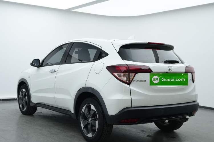 Used Honda Vezel 2017 1.8L CVT Front-Wheel Drive Pioneer Edition