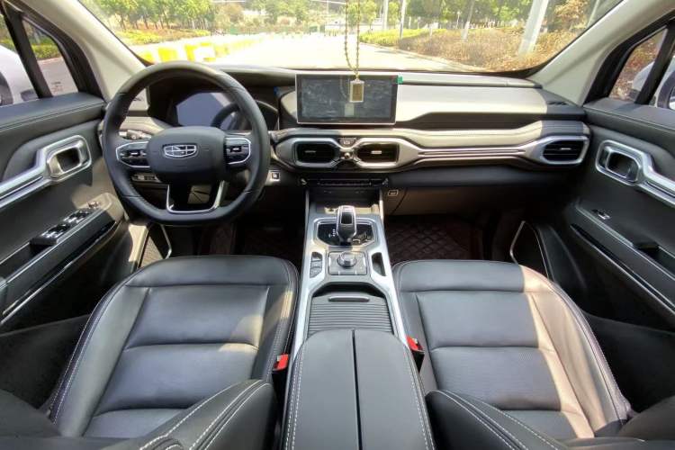 Used Geely Auto Haoyue 2020 1.8TD DCT Luxury 7-Seater Interior 5