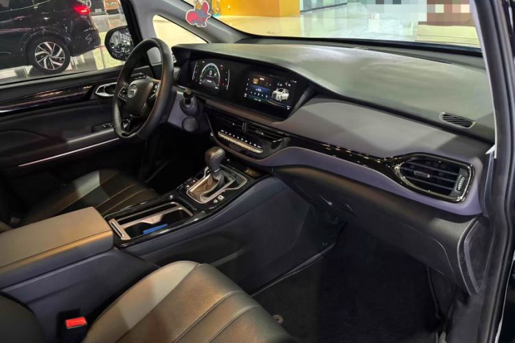 Used GAC Trumpchi M6 2024 MAX 270T WDCT Luxury Edition