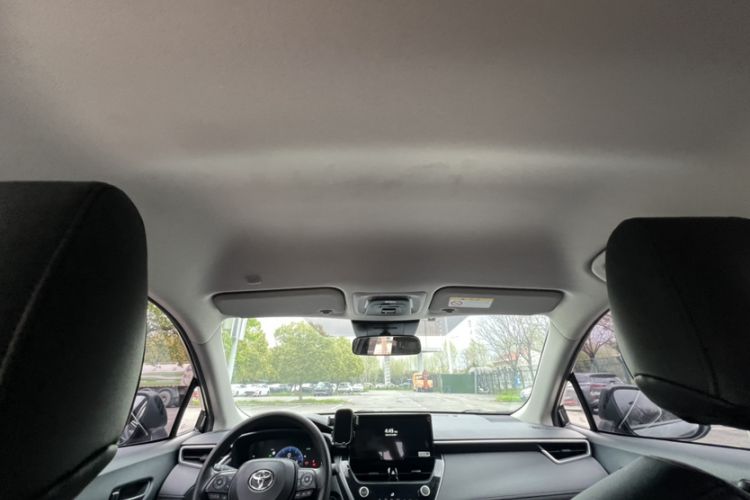 Used Toyota Corolla Cross 2023 Dual-Motor 2.0L Pioneer Edition Interior 4