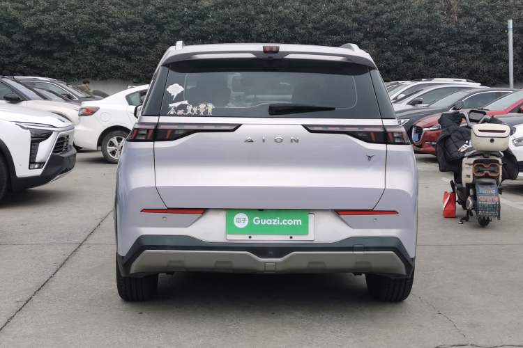 Used AION Y 2022 70 Tech Edition Lithium Iron Phosphate