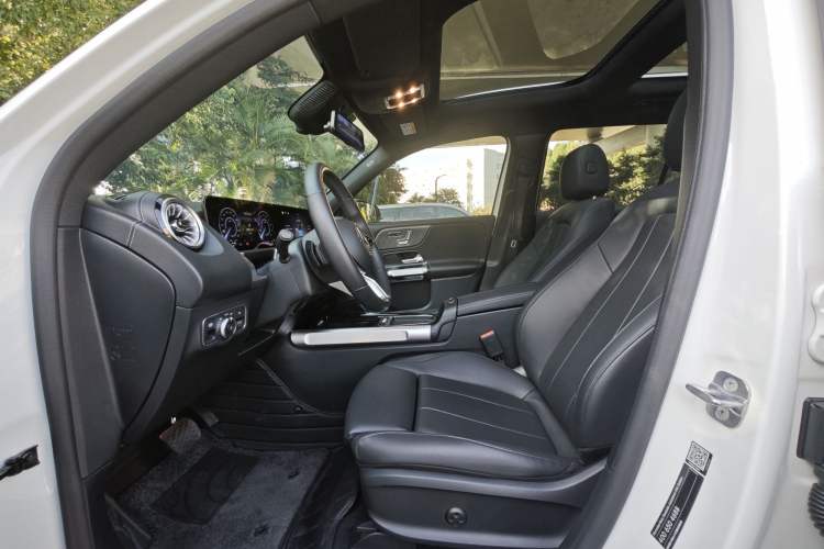 Used Mercedes-Benz EQB 2025 EQB 260
