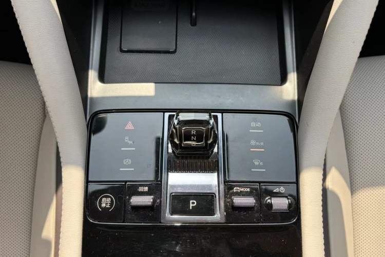 Used BYD Song PLUS New Energy 2025 EV 520km Premium Version
