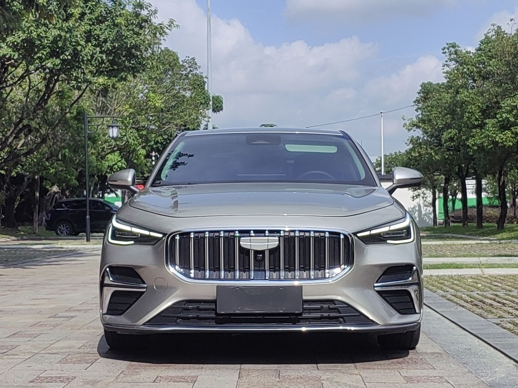 Geely Auto Emgrand 2026 Model 5th Generation 1.5T DCT Flagship Edition — снимка 3