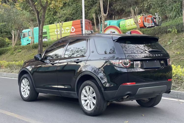 Used Land Rover Discovery Sport 2018 240 PS SE Version Exterior 2