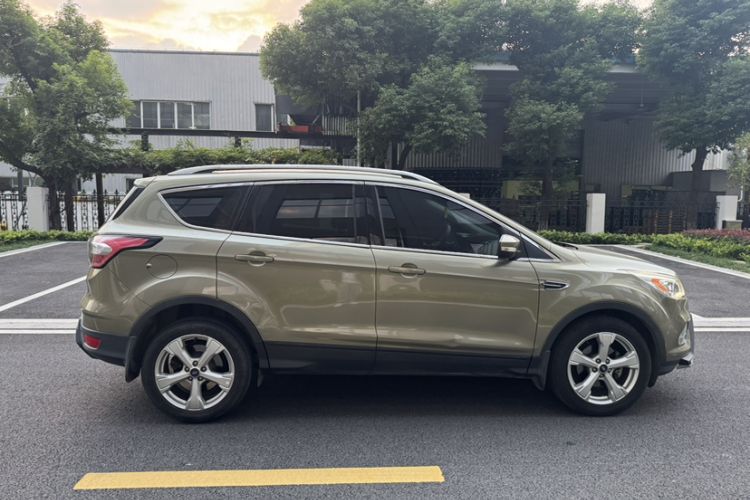 Used Ford Kuga 2017 EcoBoost 180 Two-Wheel-Drive Elite Trim