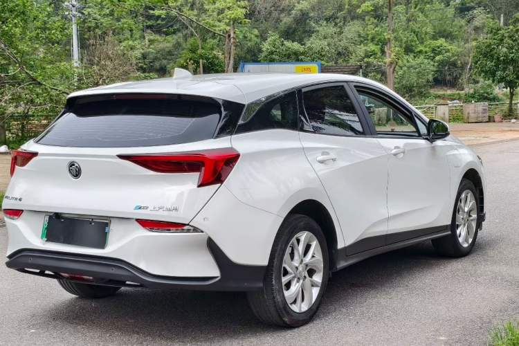 Used Buick Velite 6 2023 430km Range Commuter Version