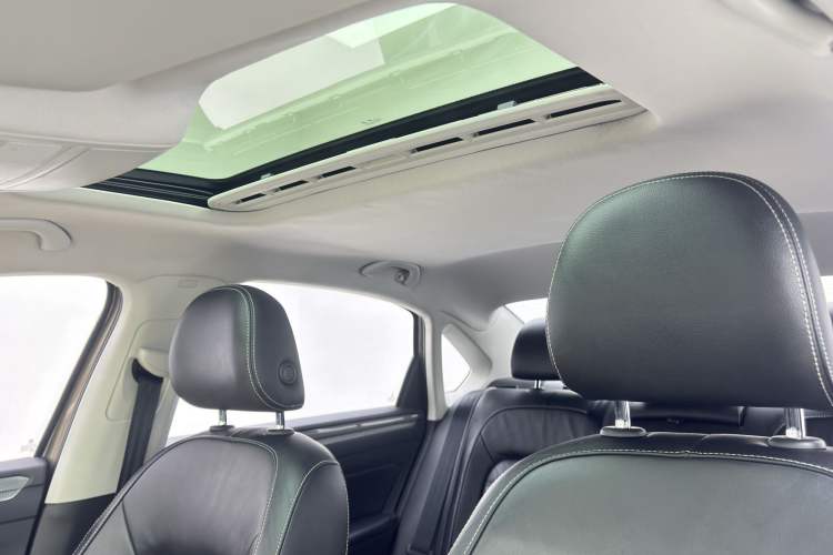 Used Volkswagen Passat 2017 330TSI DSG Luxury Edition
