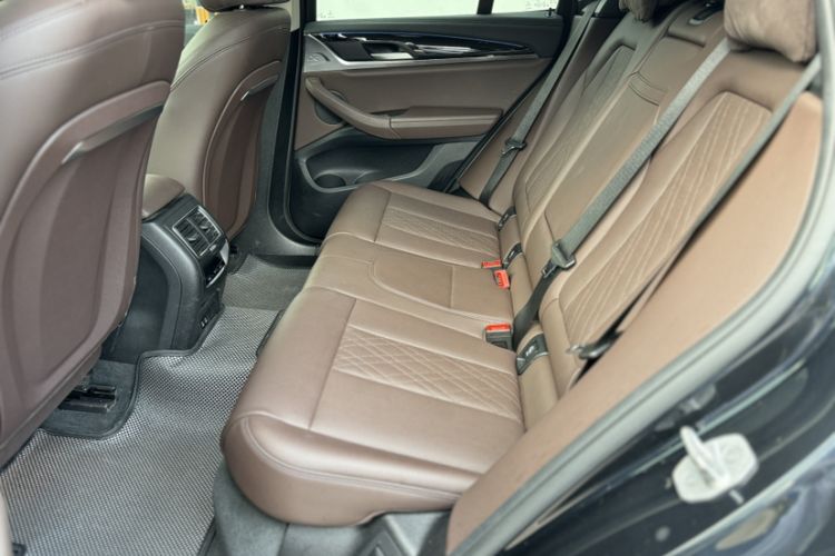 Used BMW iX3 2022 Updated Leading Version
