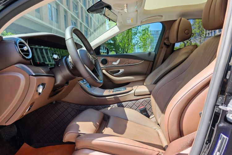 Used Mercedes-Benz E-Class 2023 E 260 L
