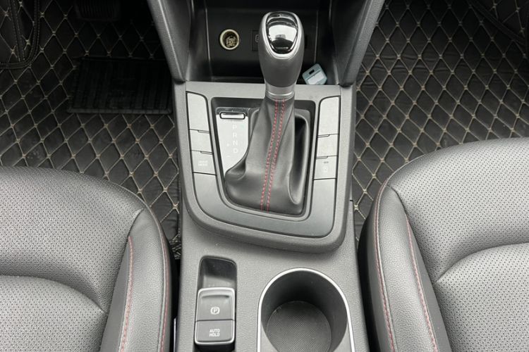 Used Hyundai Elantra (6th Generation / Lingdong) 2019 1.4T Dual-Clutch Xuan Dong · Dynamic Model