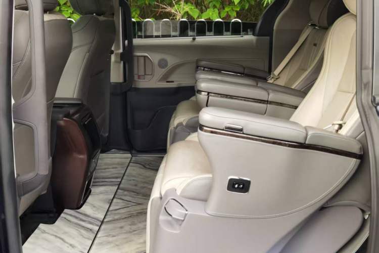 Used Toyota SIENNA 2021 2.5L Hybrid Comfort Edition Interior 7