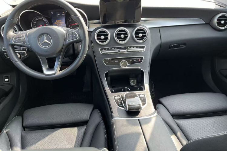 Used Mercedes-Benz C-Class 2017 C 200 station wagon