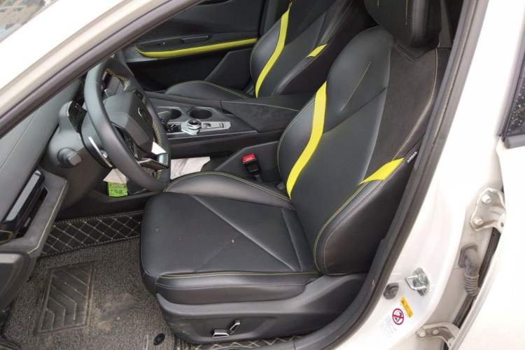 Used Changan UNI-V 2022 1.5T Sport Edition