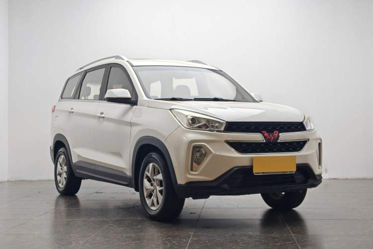 Used Wuling Hongguang S3 2018 1.5L Manual Luxury Model China V Standard
