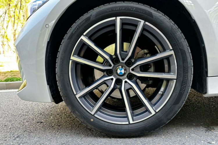 Used BMW 3 Series 2024 325Li M Sport Package