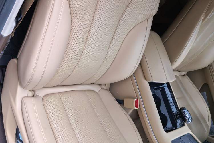 Used Hima AITO M7 2024 1.5T Intelligent Driving 4WD Max Edition 5 Seats Interior 1