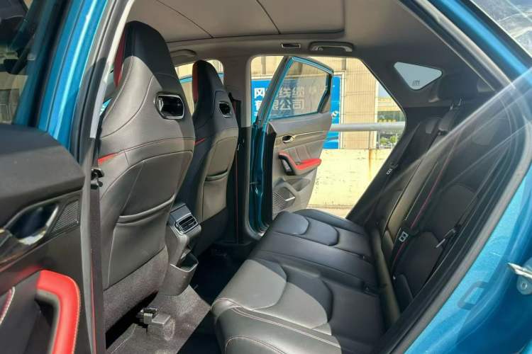 Used Geely Auto Emgrand S 2021 1.4T CVT Prestige Edition Interior 3