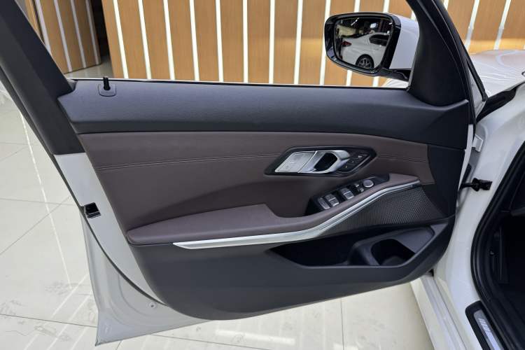 Used BMW 3 Series 2020 Restyled 325Li M Sport Package
