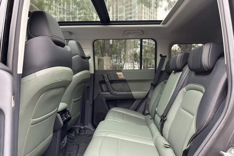 Used iCAR 03 2024 401km Two-Wheel Drive Executive Edition Headliner