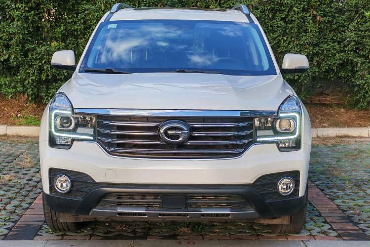 Used GAC Trumpchi GS7 2017 280T Two-Wheel Drive Luxury Model
