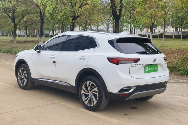 Used Buick Envision 2022 Encore S 552T Two-Wheel-Drive Luxury Model
