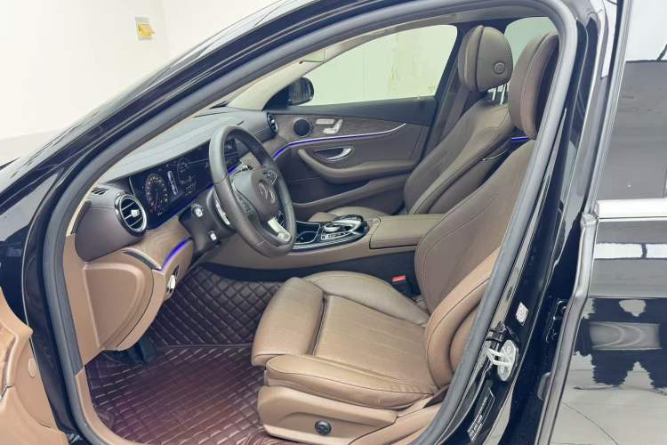 Used Volkswagen Tayron GTE Plug-in Hybrid 2023 280TSI Luxury Plus Advanced Edition Left Front Seat