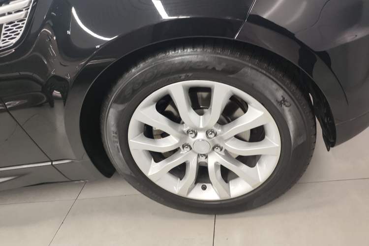 Used Land Rover Range Sport 2017 3.0 SC V6 HSE Exterior 4